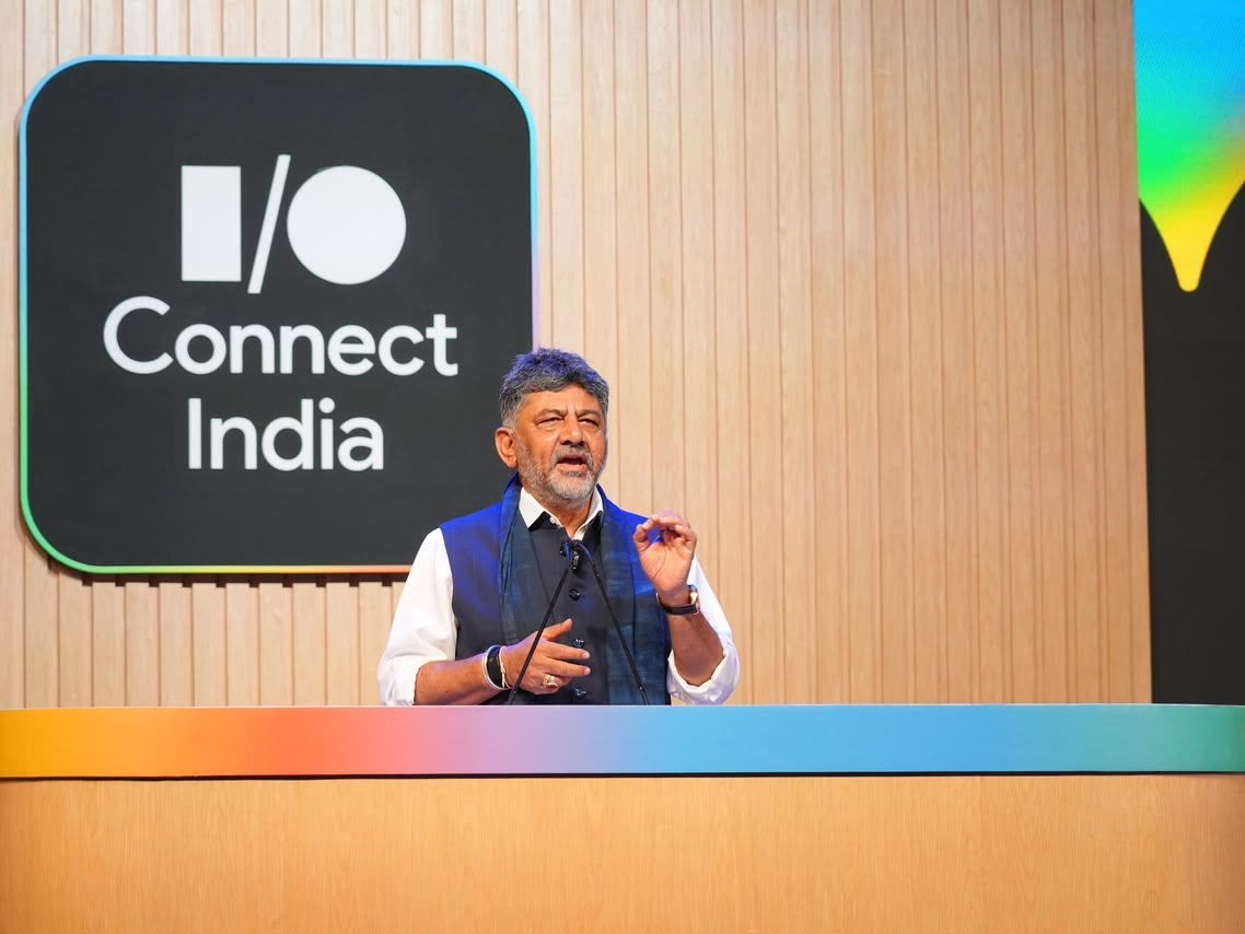 D.K. Shivakumar, Deputy Chief Minister of Karnataka, giving the opening keynote